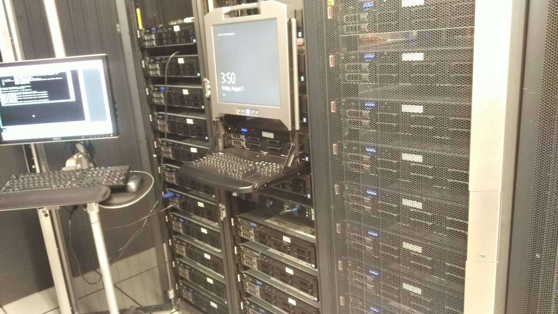 Above: MSRA's servers, obviously much more high-end