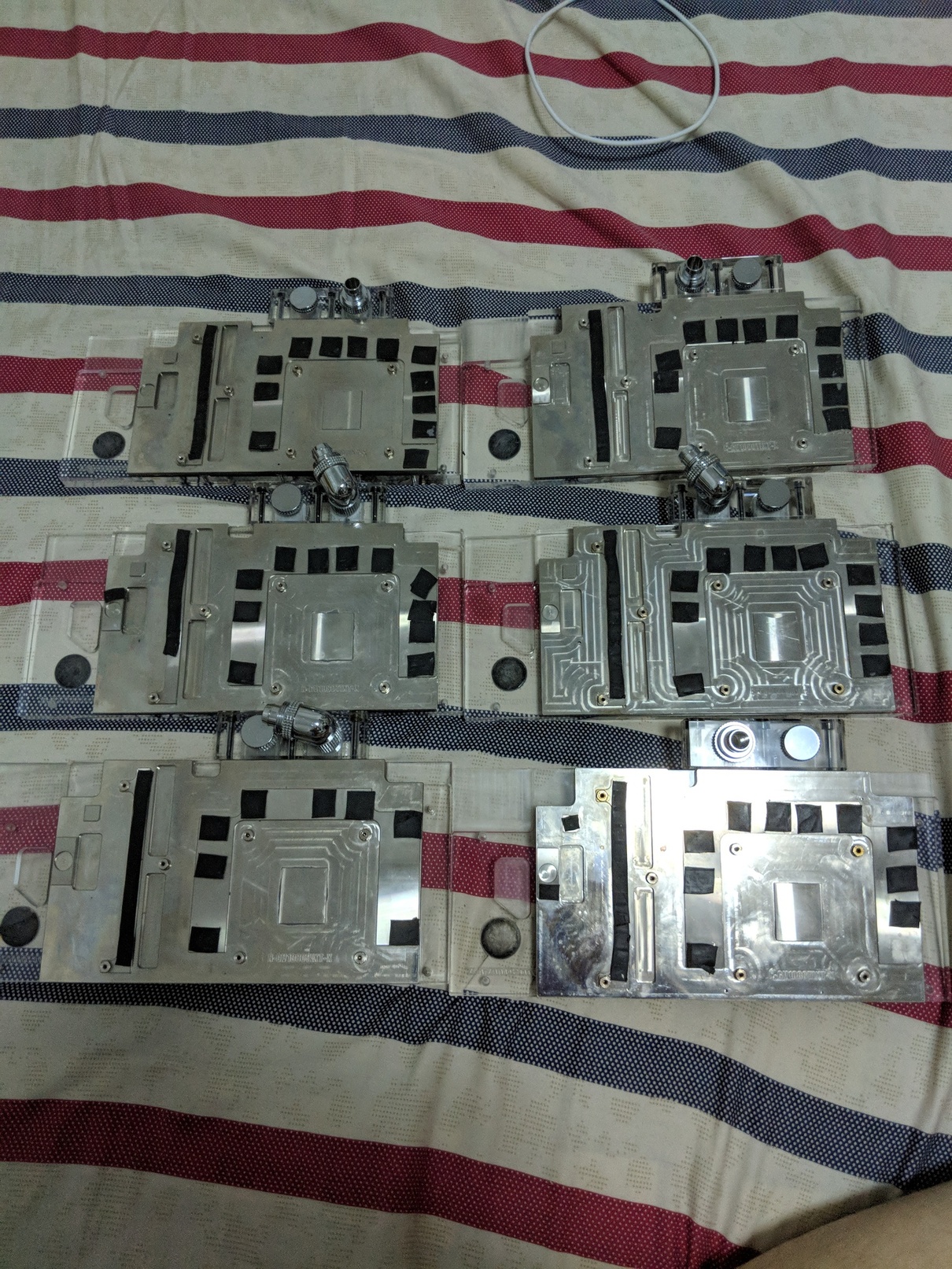 Water cooling head of 6-card 1080Ti